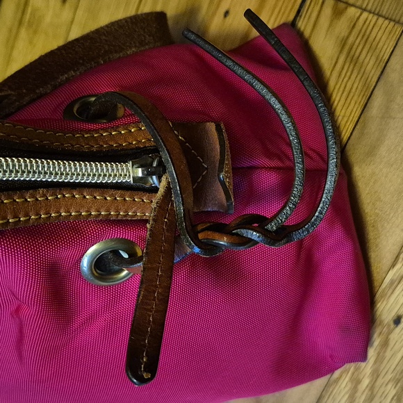 Dooney & Bourke HOT PINK Canvas Bag.  Pre-loved - Picture 11 of 17